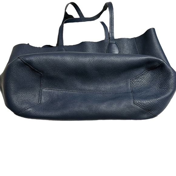 Michael Kors Leather Reversible Large Mae Tote (Navy/White) - Picture 10 of 11